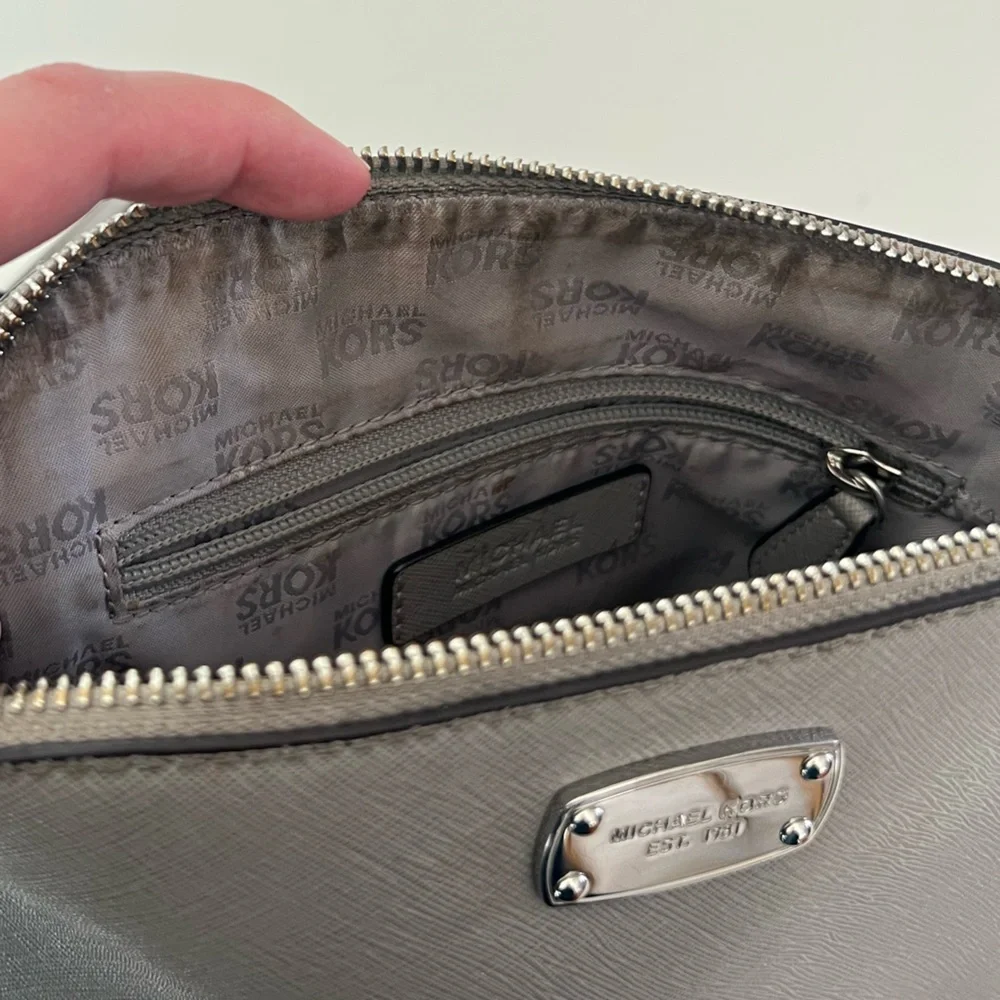 Michael Kors Grey Leather Structured Dome Chain Strap Crossbody Bag‎